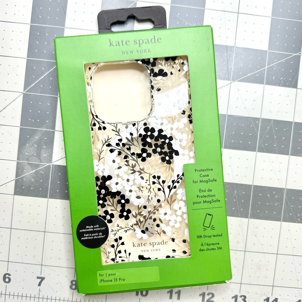 Kate Spade New York iPhone 15 Pro Max MagSafe phone case, Multi Floral